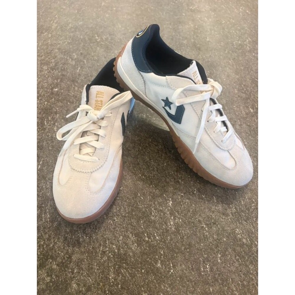 Converse Retro Gum Sole Retro Wave Sneakers // Women’s 9.5 (Unisex)